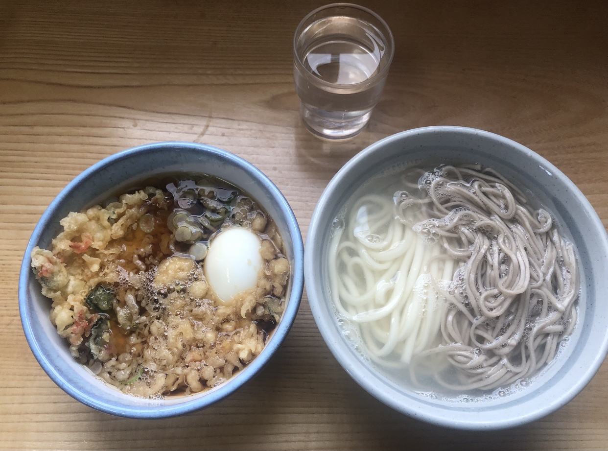 新井 こうへい うどん